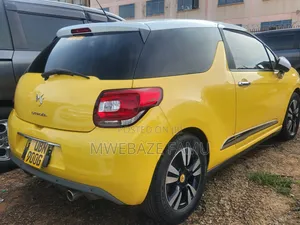Citroen C3 2011 Yellow