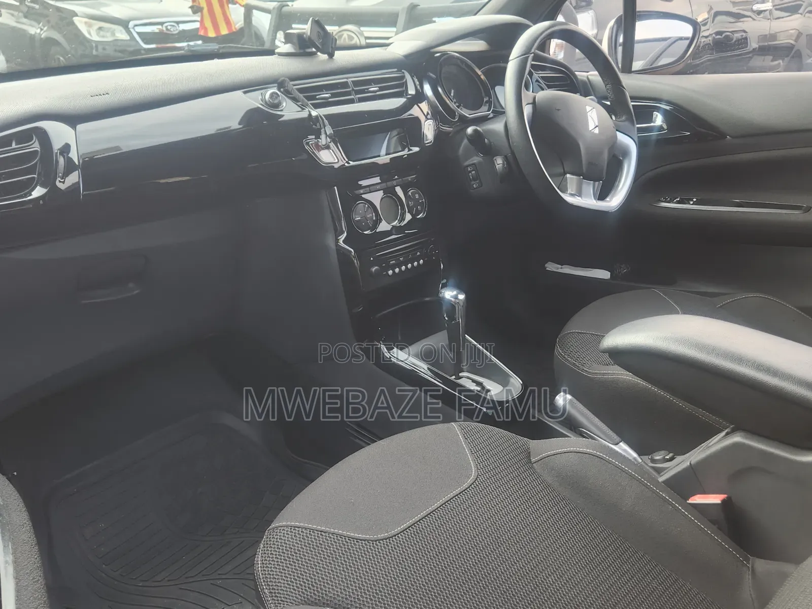 Citroen C3 2011 Yellow