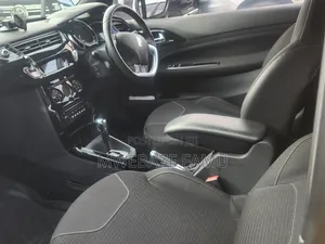 Citroen C3 2011 Yellow