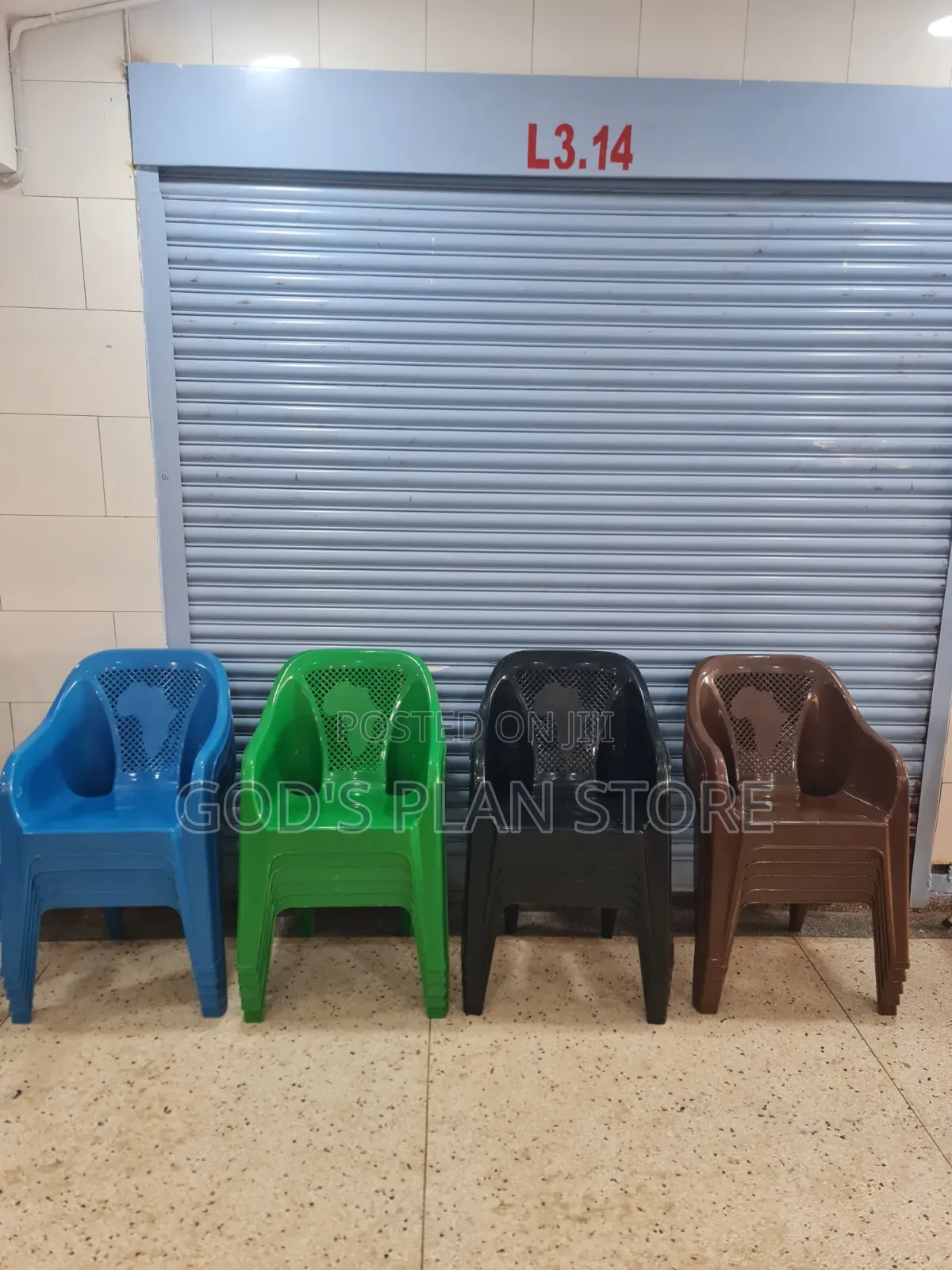 Elegant Outfield Plastic Chairs Plastic Chairs