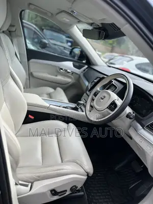 Volvo XC90 2018 Blue