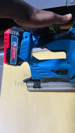Cordless Stapler