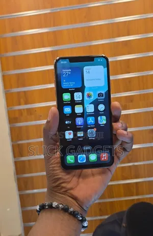 Apple iPhone X 64 GB Black