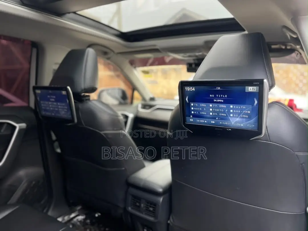 Toyota RAV4 2019 White