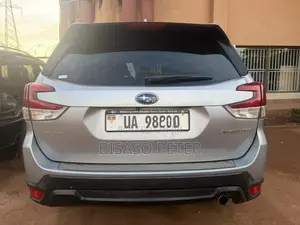 Subaru Forester 2019 Silver