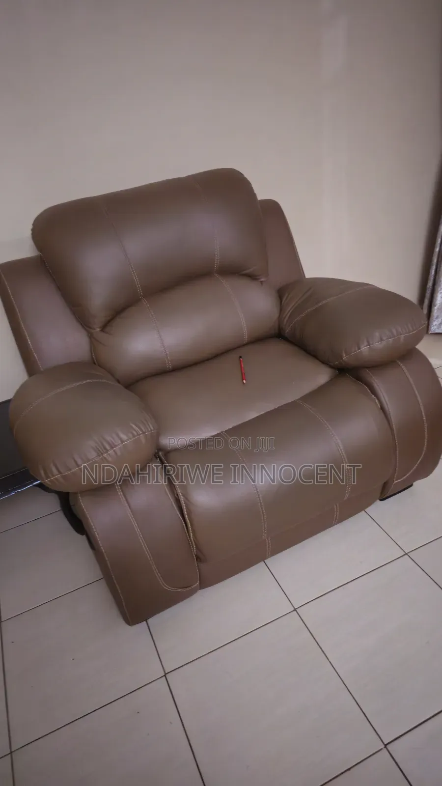 6 Seater Leather Sofa Set on Sale