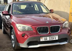 BMW X1 sDrive28i 4dr SUV (2.0L 4cyl Turbo 8A) 2014 Red