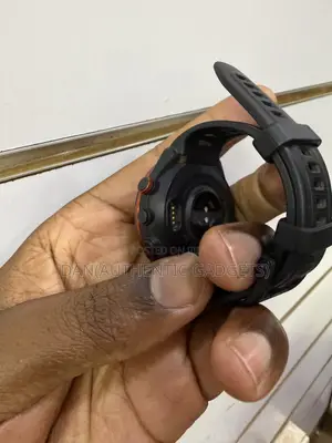 Uk Used Garmin Approach S70 2025 Model in Good Condition