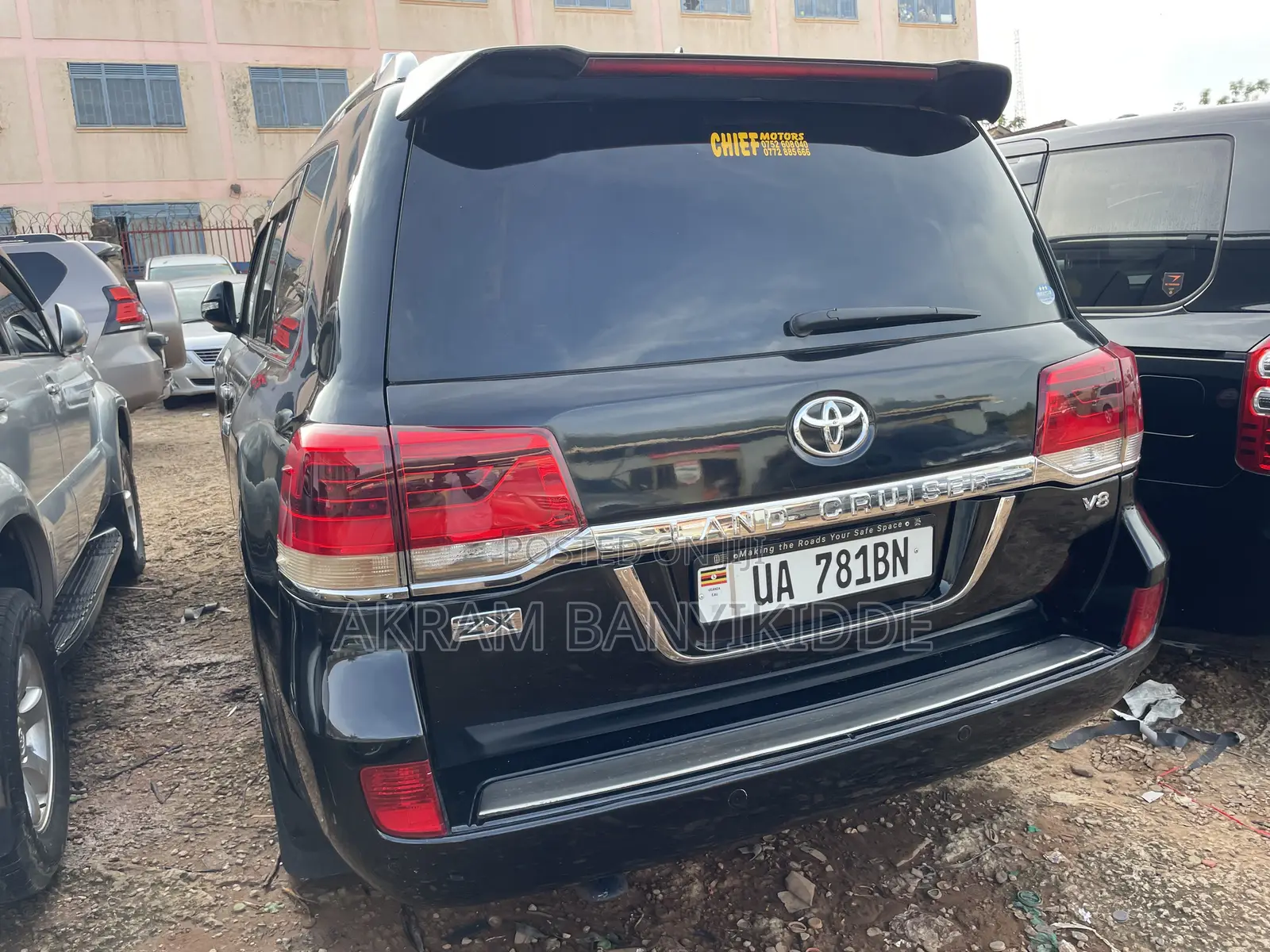 Toyota Land Cruiser 2016 Black