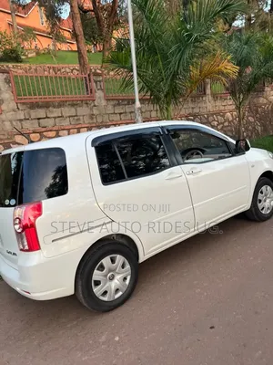Toyota Raum 1.5 FWD 2011 White