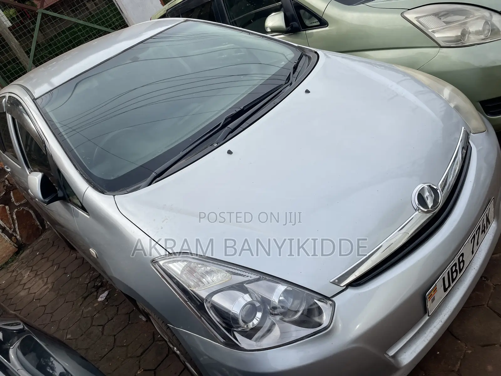 Toyota Wish 2004 Silver
