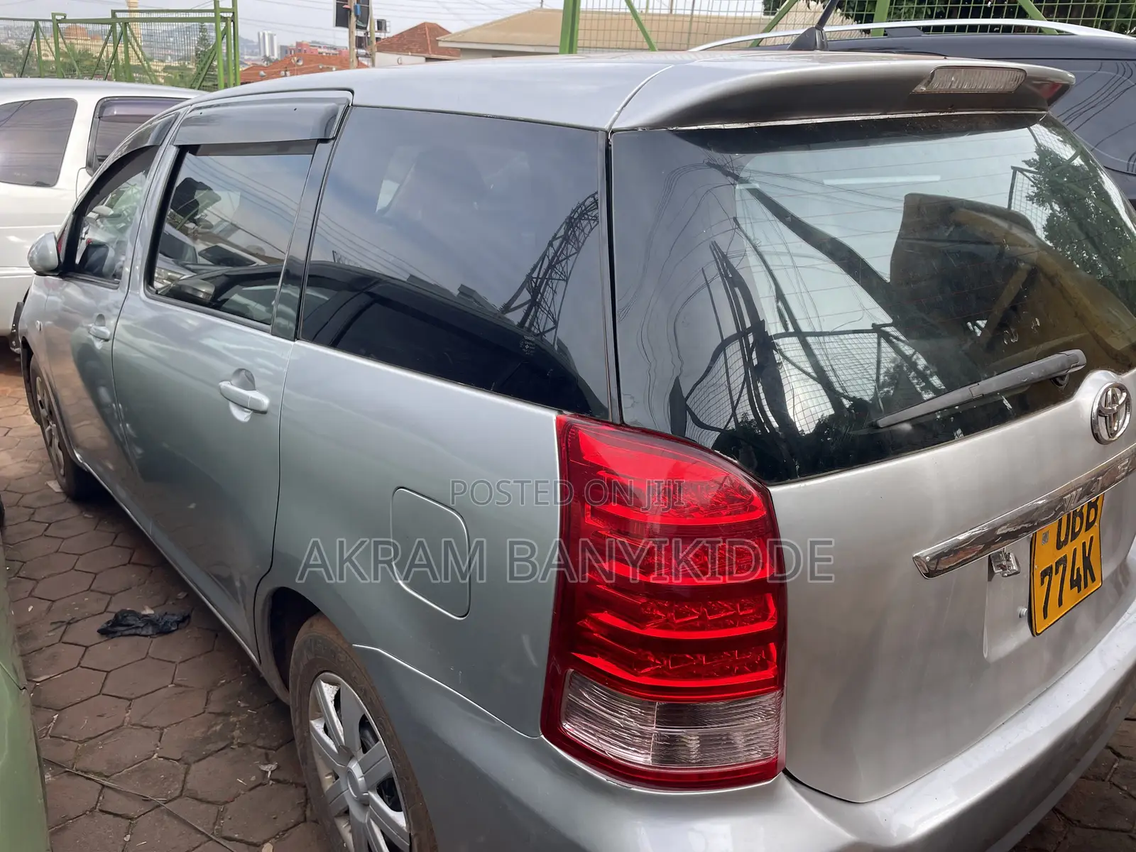 Toyota Wish 2004 Silver