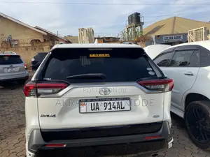 Toyota RAV4 2019 White