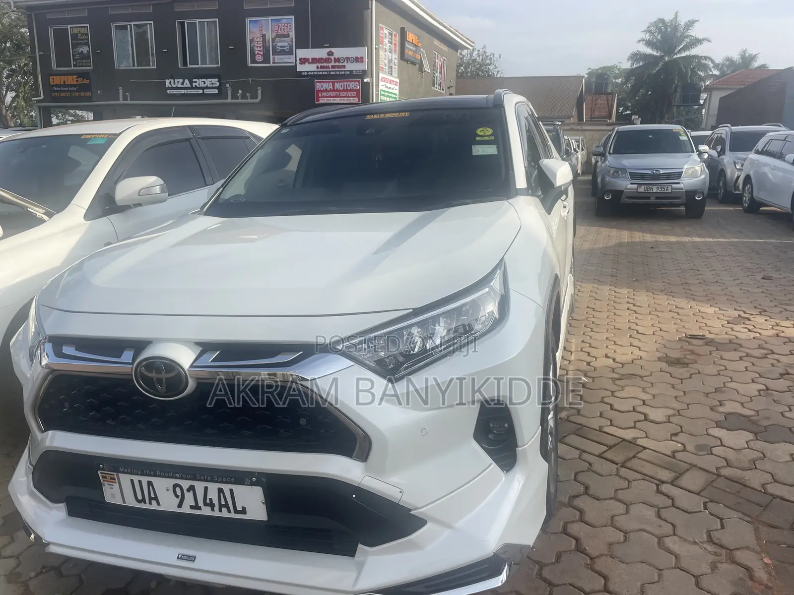 Toyota RAV4 2019 White