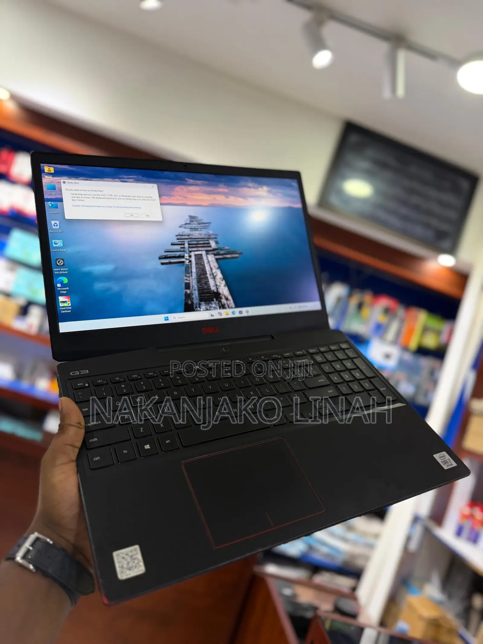 Laptop Dell G3 17 3579 16GB Intel Core i7 SSD 512GB