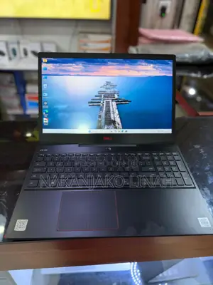 Laptop Dell G3 17 3579 16GB Intel Core i7 SSD 512GB