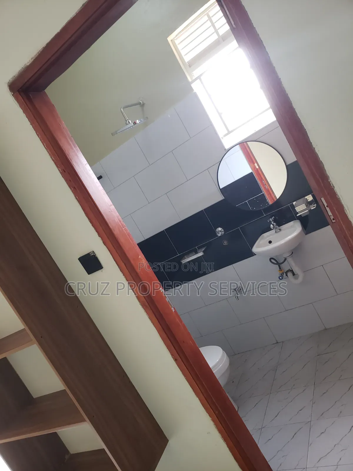 1bdrm Room & Parlour in Cruz Property, Rubaga for rent