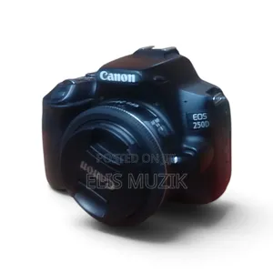 Canon 250d Camera With Lens