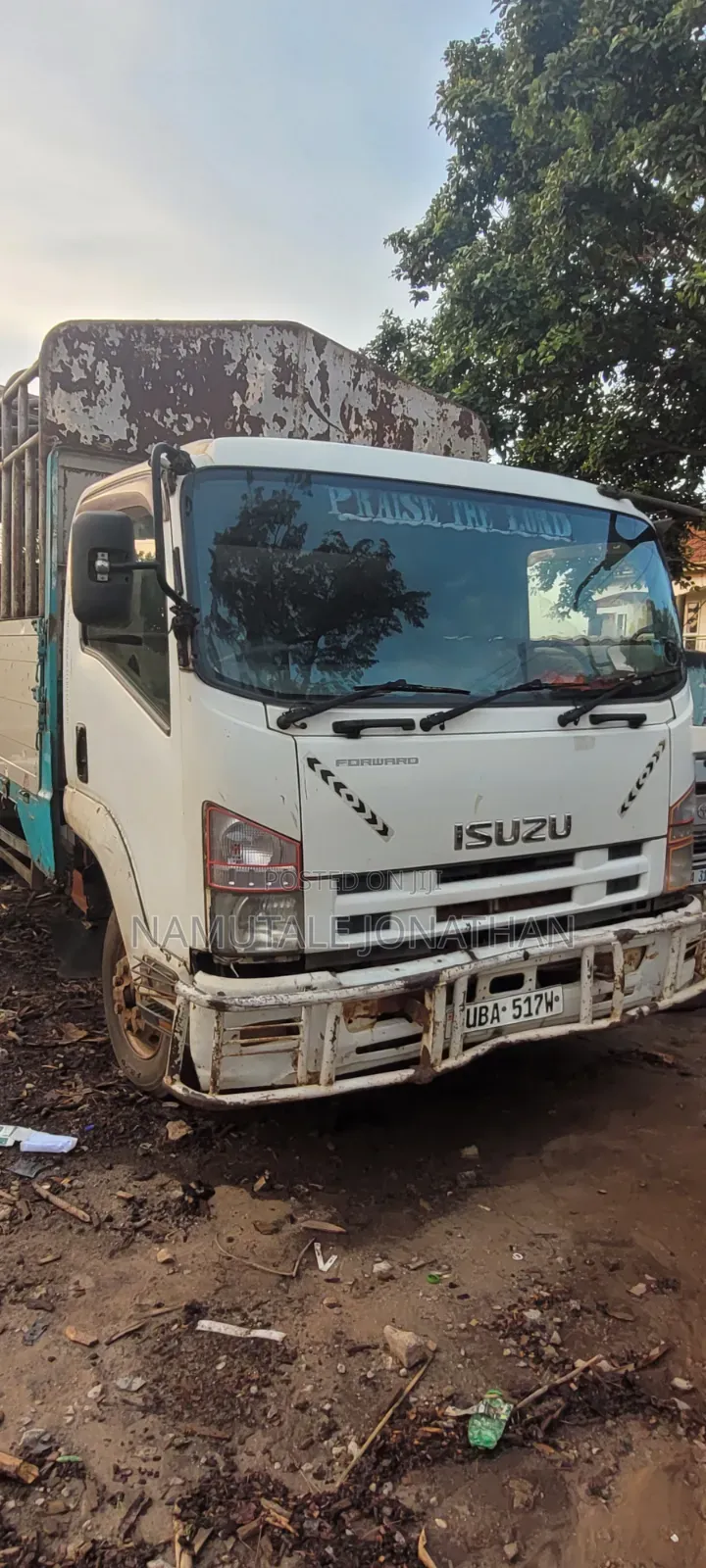 Isuzu Truck 2020 White