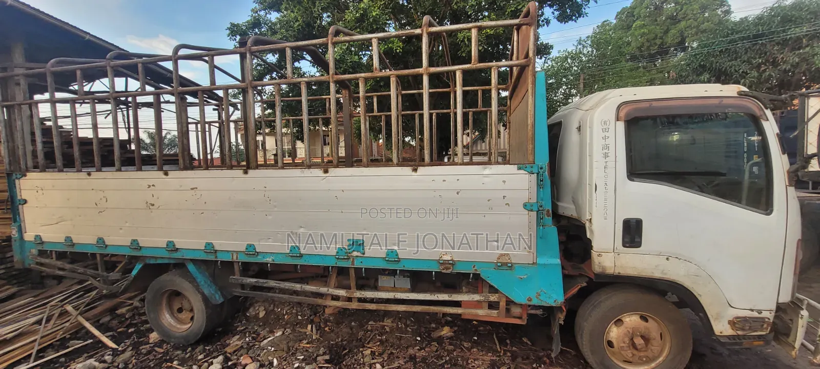 Isuzu Truck 2020 White