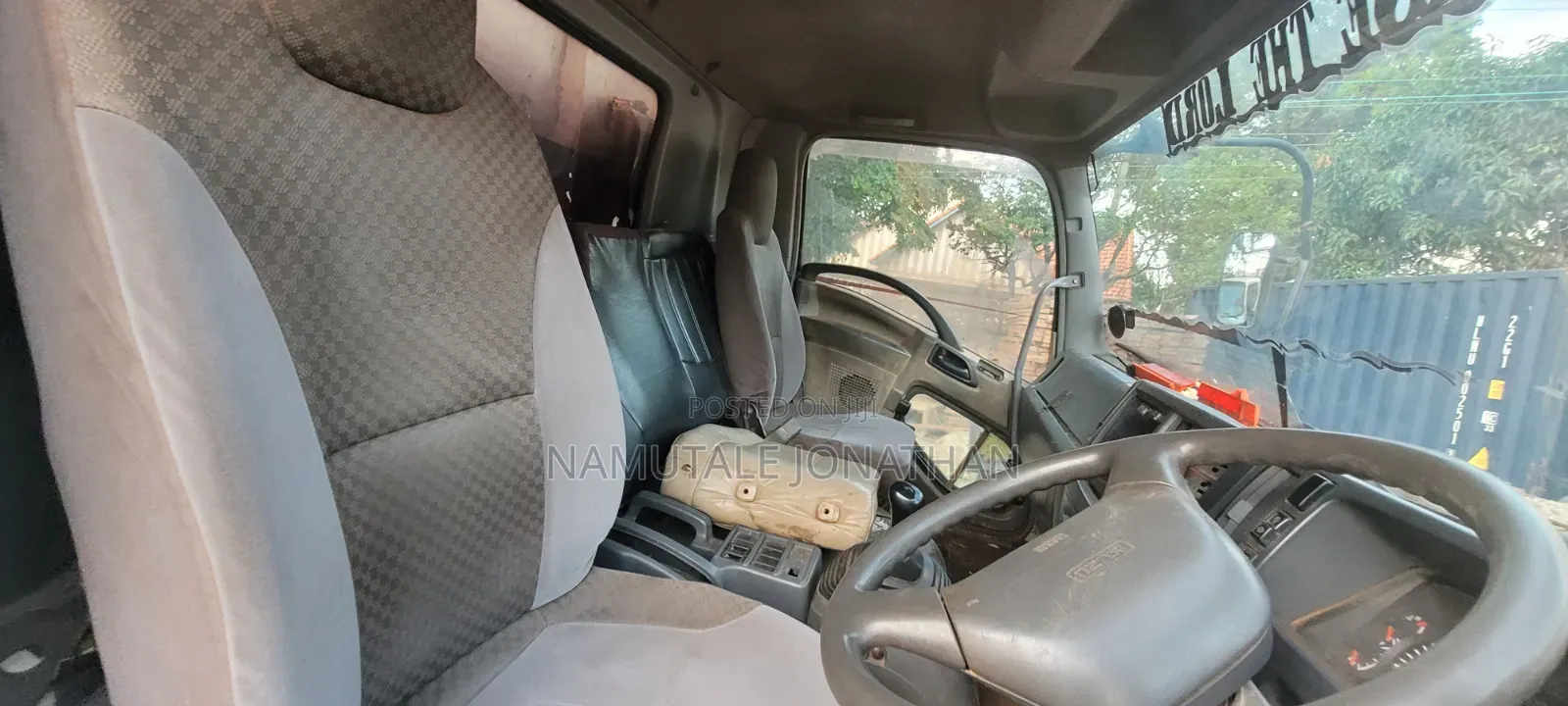 Isuzu Truck 2020 White