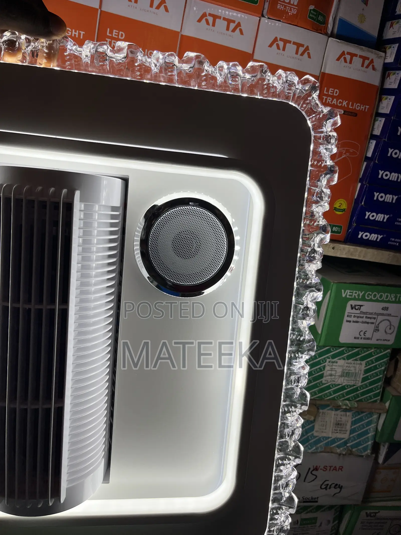 Acc Ceiling Light With in Built Speaker