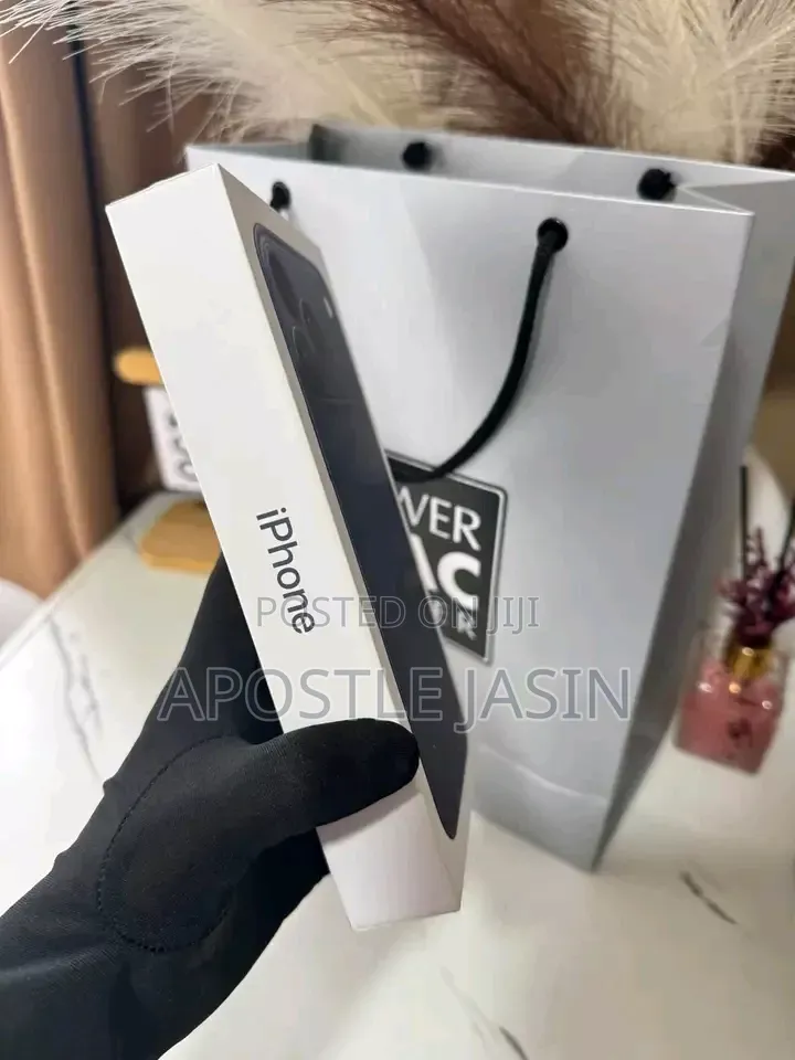 New Apple iPhone 17 Pro Max 256 GB Blue