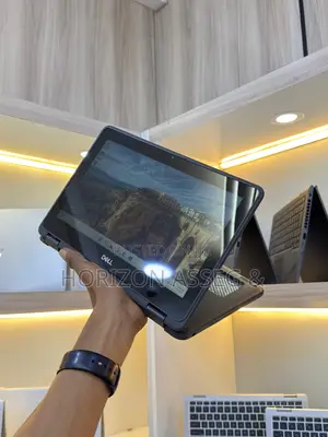 New Laptop Dell Latitude 3190 2-in-1 4GB Intel Core i5 SSD 256GB