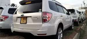 Subaru Forester 2010 White