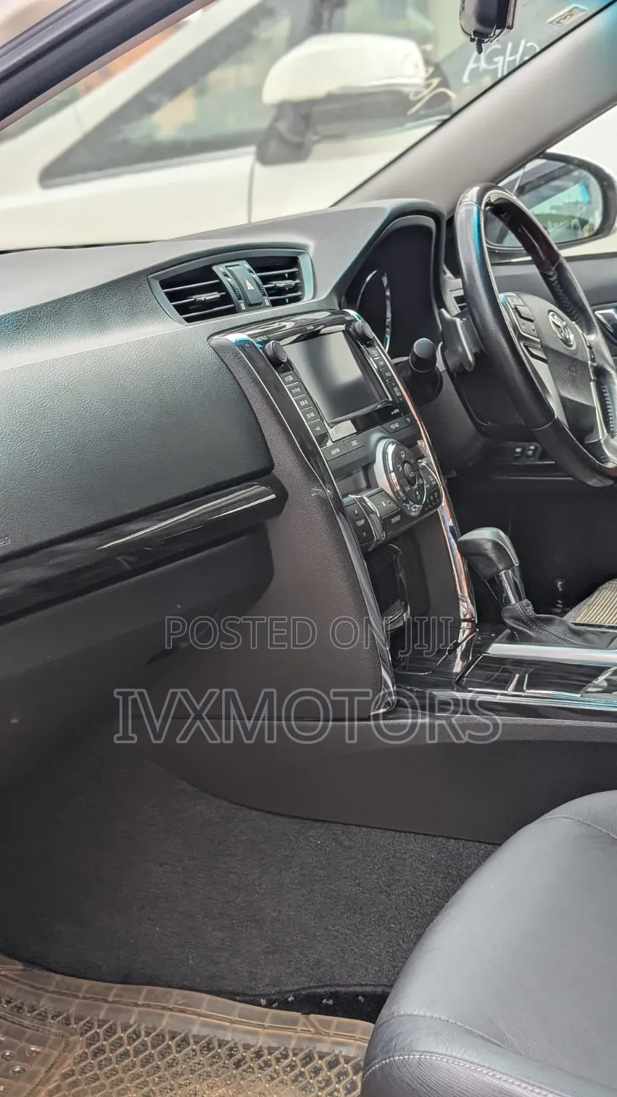 Toyota Mark X 2.5 AWD 2011 White