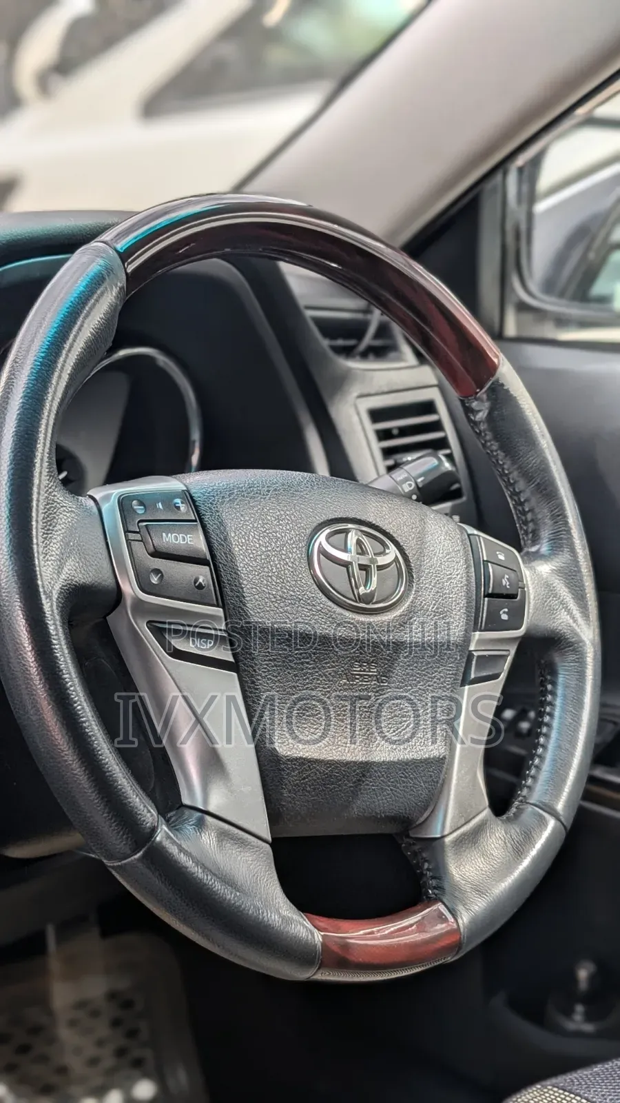 Toyota Mark X 2.5 AWD 2011 White