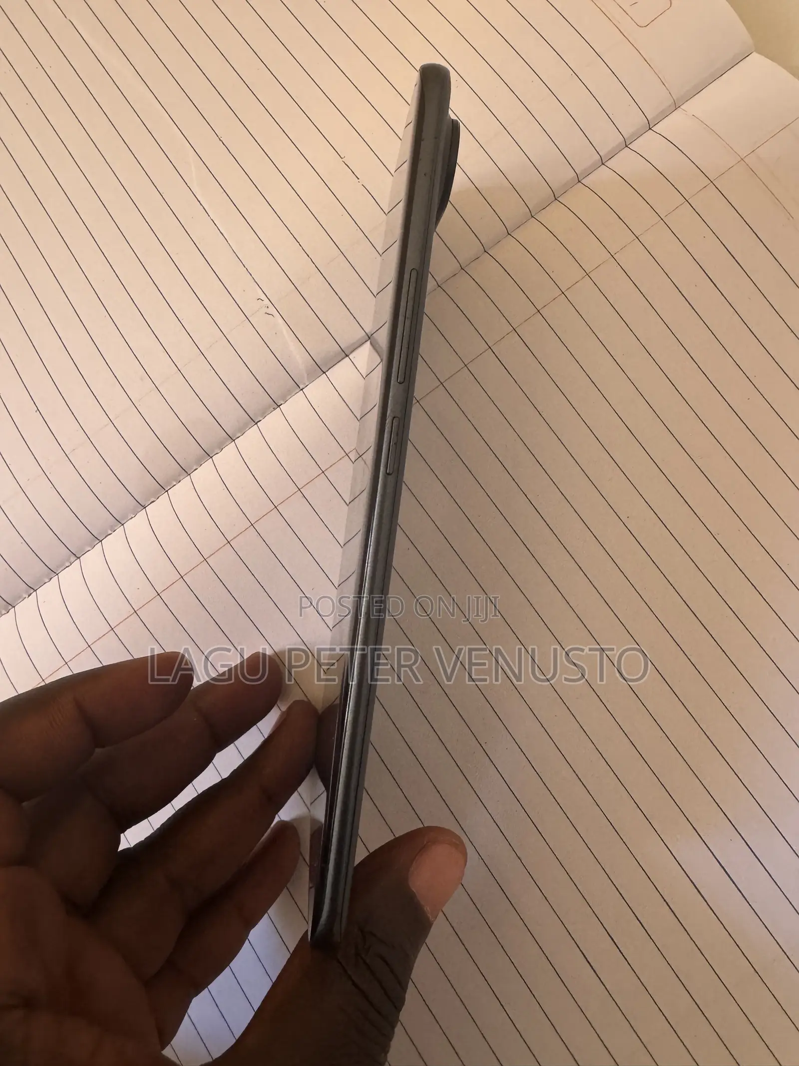 Tecno Spark Slim 256 GB Gray