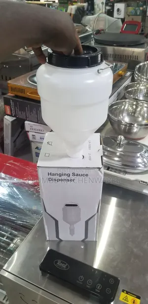 Hanging Sauce Dispenser