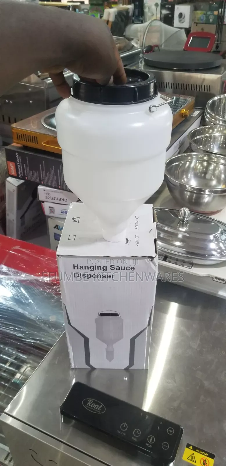 Hanging Sauce Dispenser