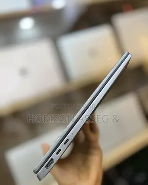 New Laptop Dell Latitude 7440 4GB Intel Core i5 SSD 256GB