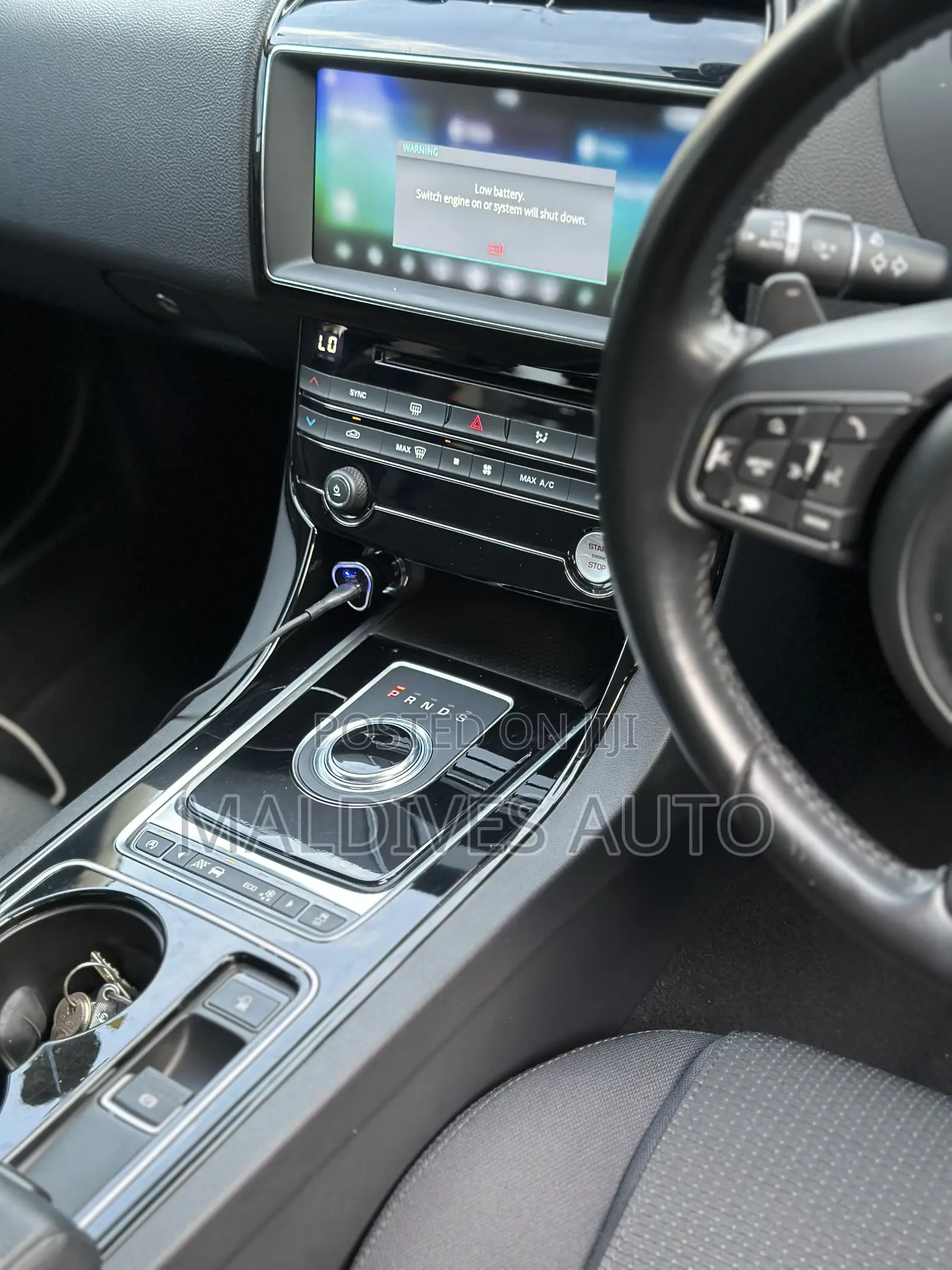 Jaguar XE 20d Premium AWD 2017 White