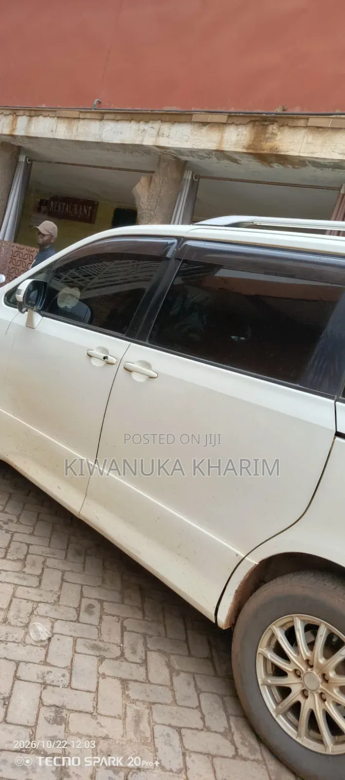 Toyota Noah 2010 White