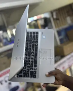 New Laptop HP EliteBook 840 G3 4GB Intel Core i5 SSD 256GB