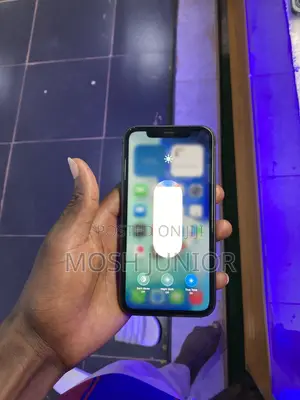 New Apple iPhone 11 64 GB Black