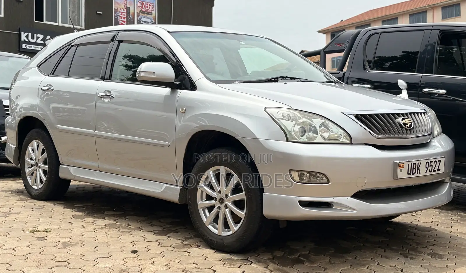 Toyota Harrier 2.4 2009 Silver