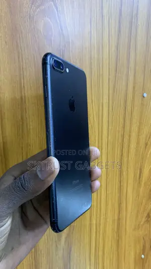 Apple iPhone 8 Plus 128 GB Black