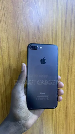 Apple iPhone 8 Plus 128 GB Black
