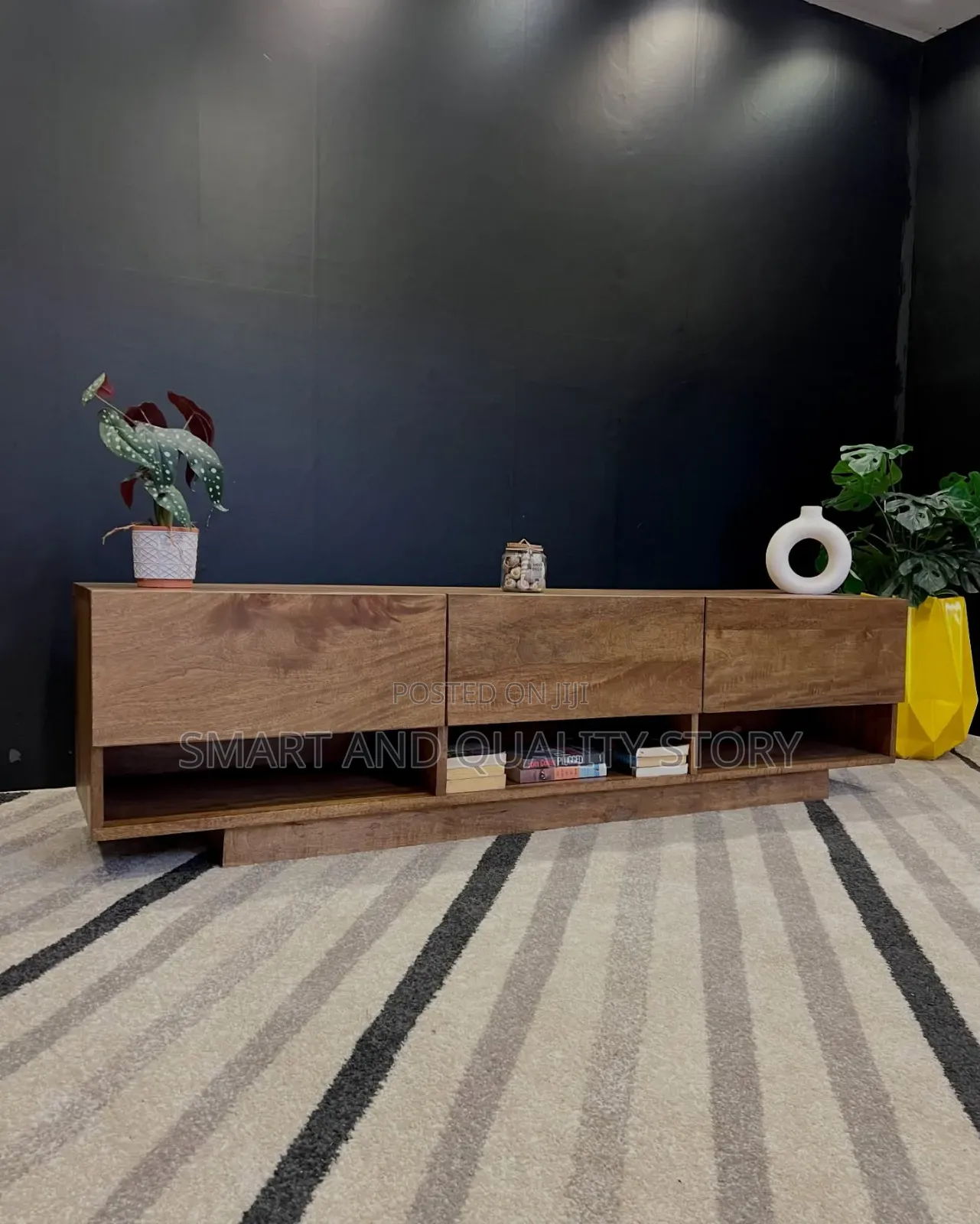 Brown Tvstand/Television Consoles