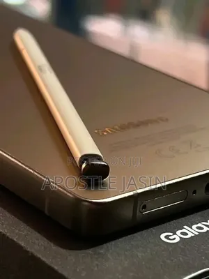 New Samsung Galaxy S25 Ultra 512 GB Gold