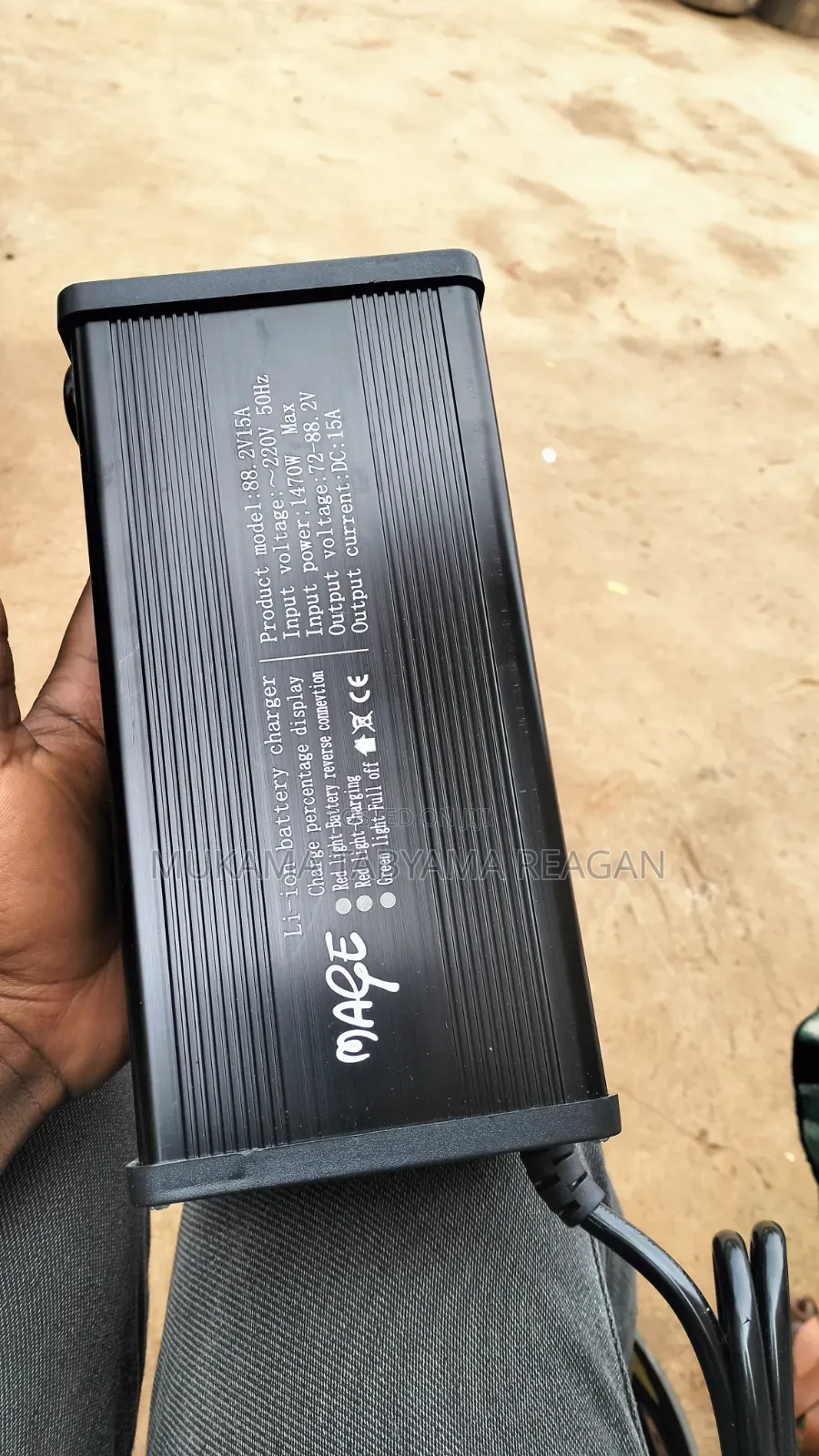 Spiro Fast Battery Charger
