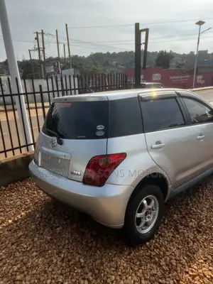 Toyota IST 2006 Silver