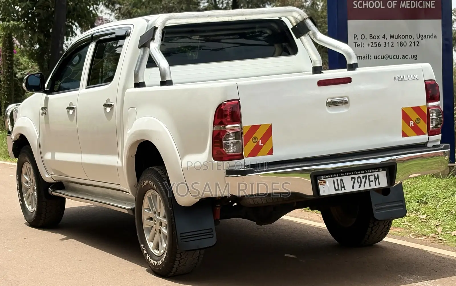 Toyota Hilux 3.0 D-4D 4x4 2013 White