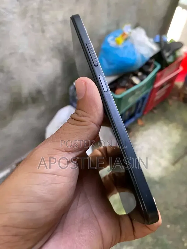 New Infinix Smart 20 128 GB Gray