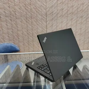 New Laptop Lenovo ThinkPad X270 4GB Intel Core i5 SSD 256GB