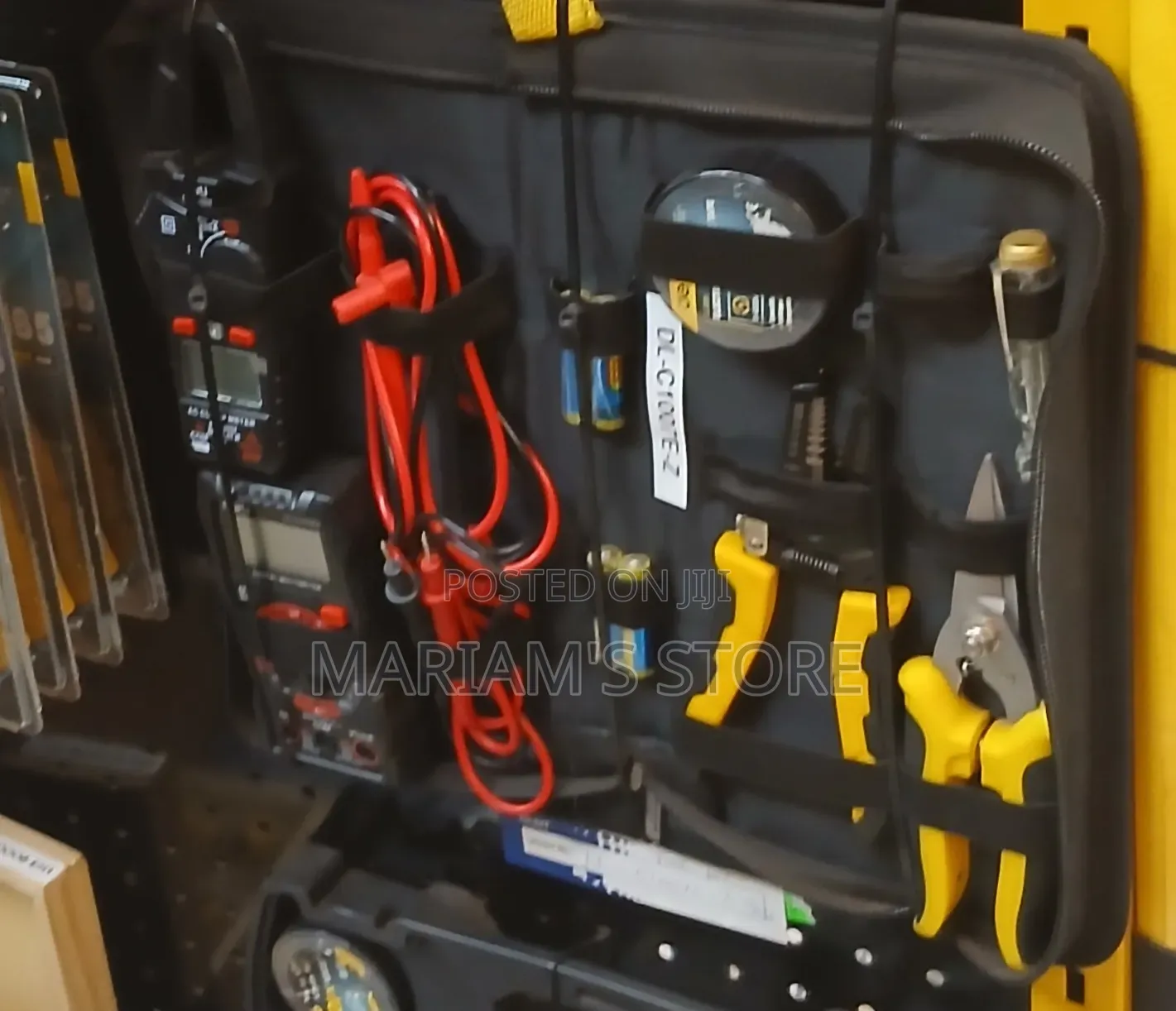 Deli 7 PCS Electrician Tool Set